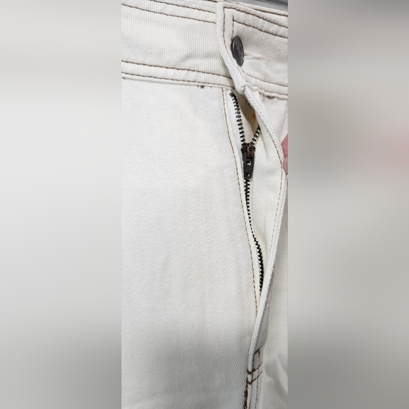 Future Collective Women's High Rise Straight Leg Raw Hem Cream Jeans Size 14 NWT - Picture 4 of 16